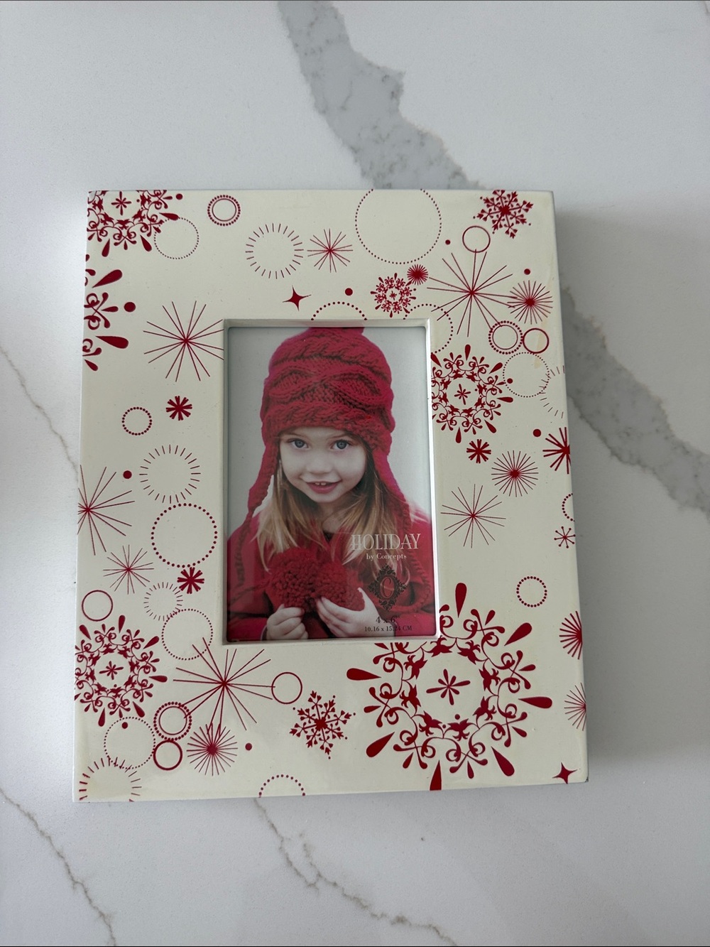 Holiday Snowflake Photo Frame 4x6 - Red & Cream